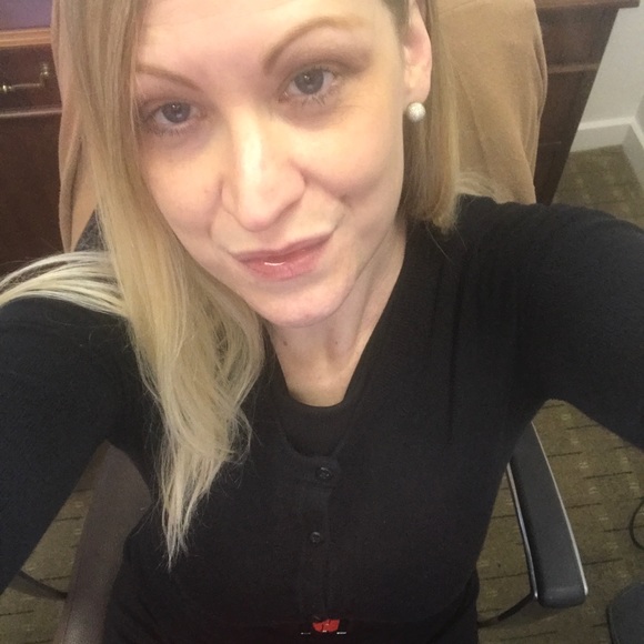 Your Posher, Kelly (with assistance of Ali & Skyn) - Picture 6 of 6